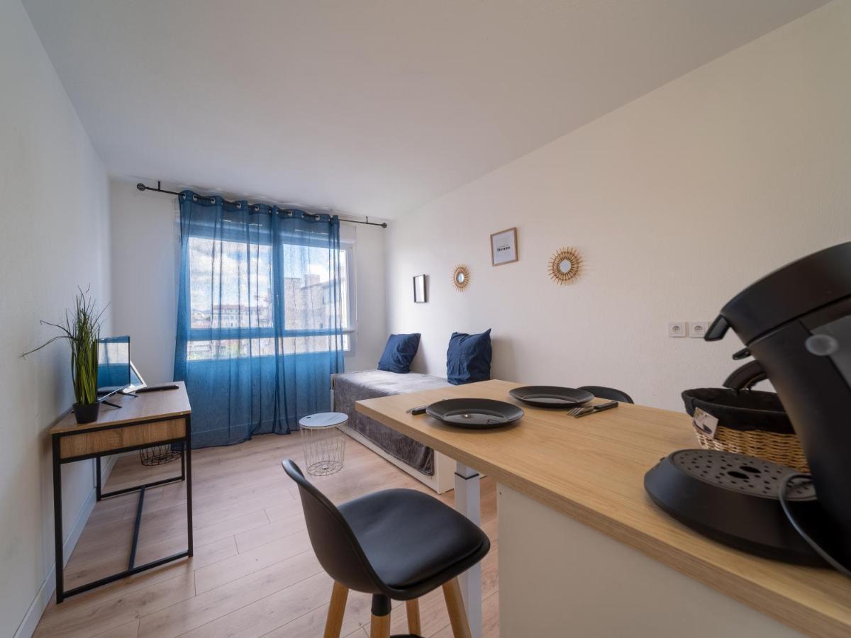 Appartement Climatise Avec Parking A 6Min A Pied De La Gare St Charles Марсель Екстер'єр фото