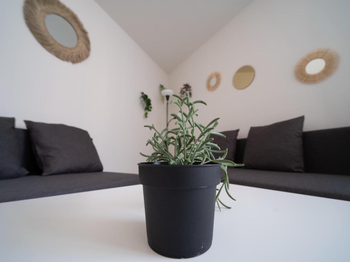 Appartement Climatise Avec Parking A 6Min A Pied De La Gare St Charles Марсель Екстер'єр фото