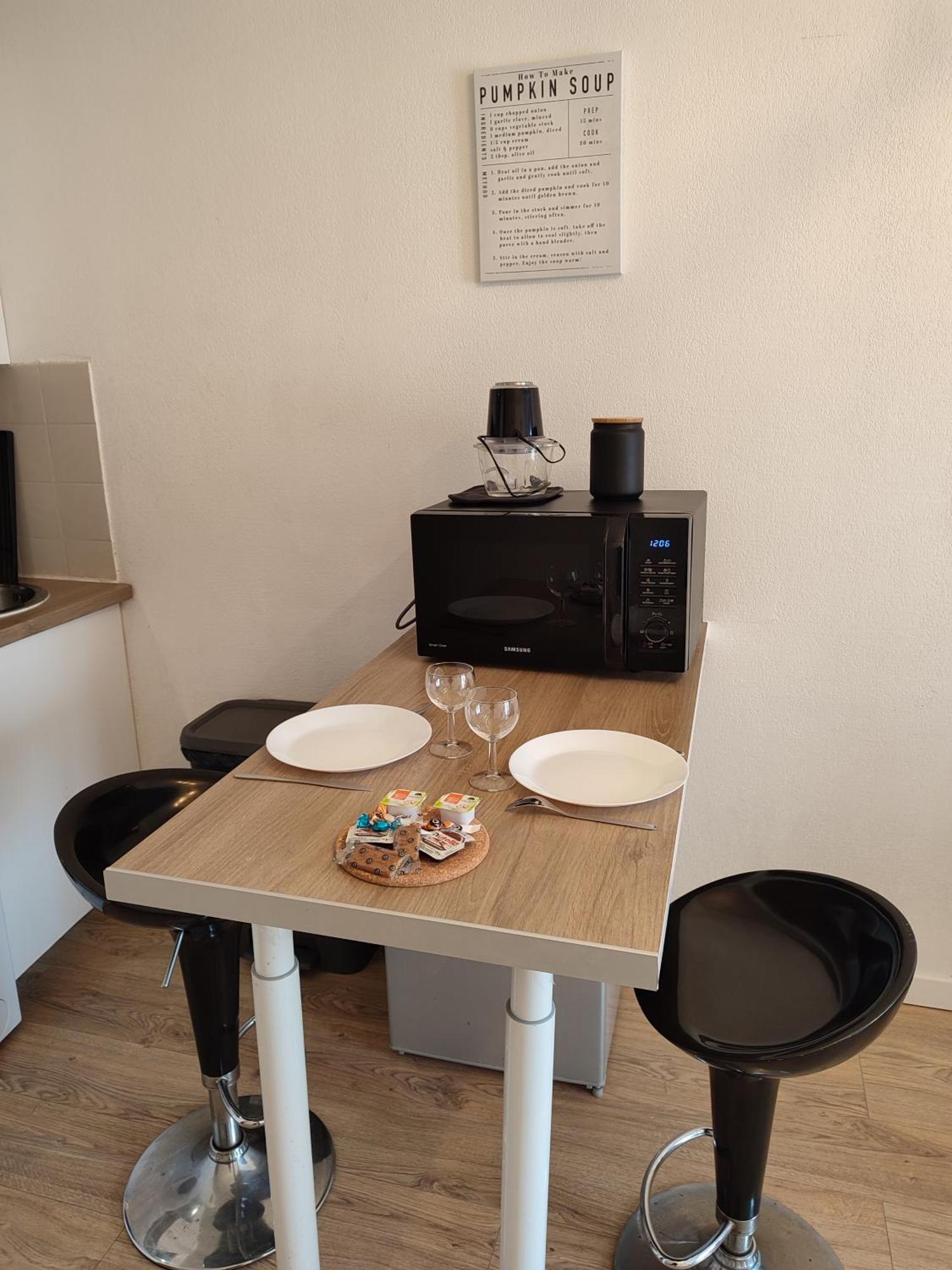 Appartement Climatise Avec Parking A 6Min A Pied De La Gare St Charles Марсель Екстер'єр фото