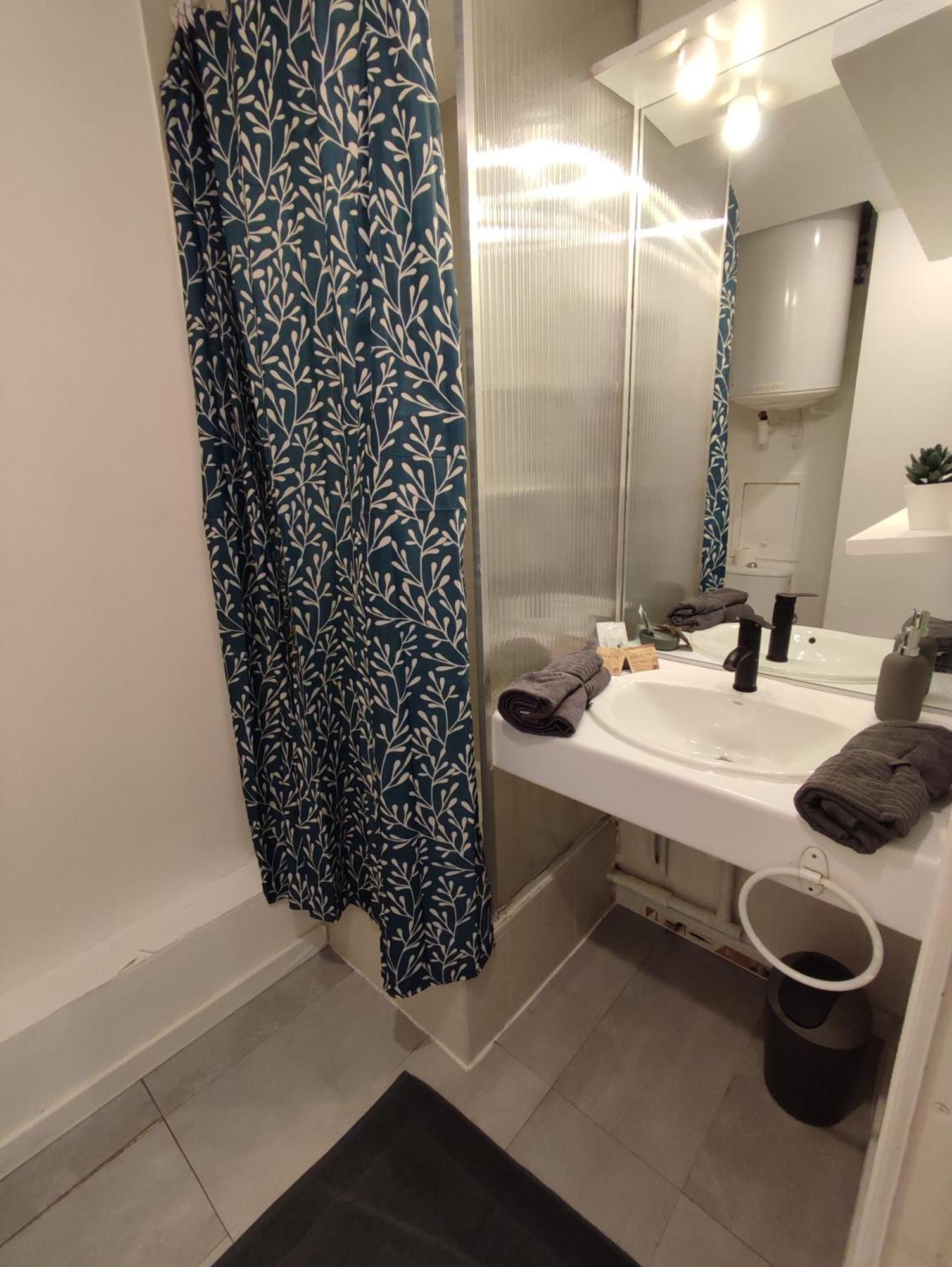Appartement Climatise Avec Parking A 6Min A Pied De La Gare St Charles Марсель Екстер'єр фото