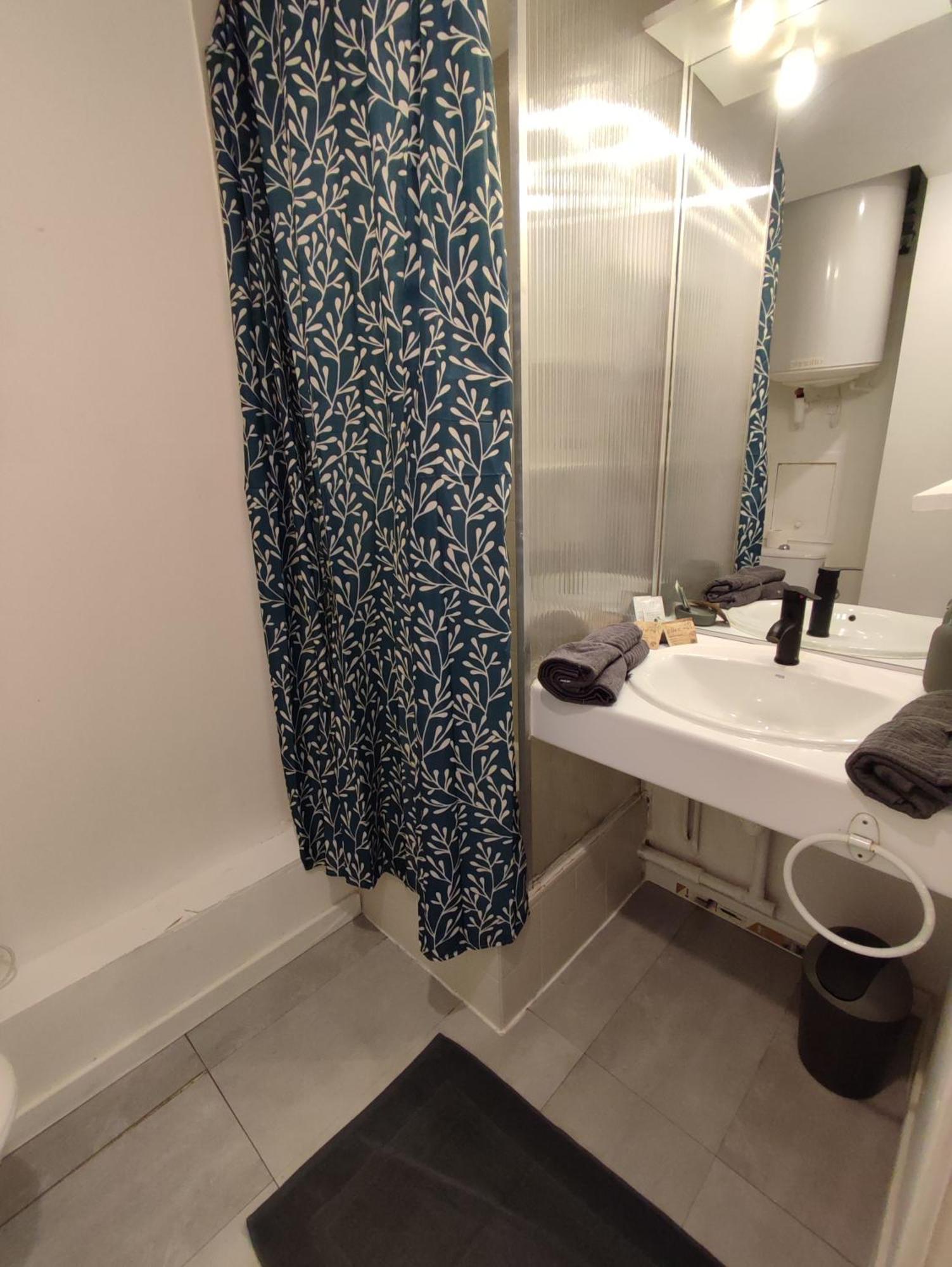 Appartement Climatise Avec Parking A 6Min A Pied De La Gare St Charles Марсель Екстер'єр фото
